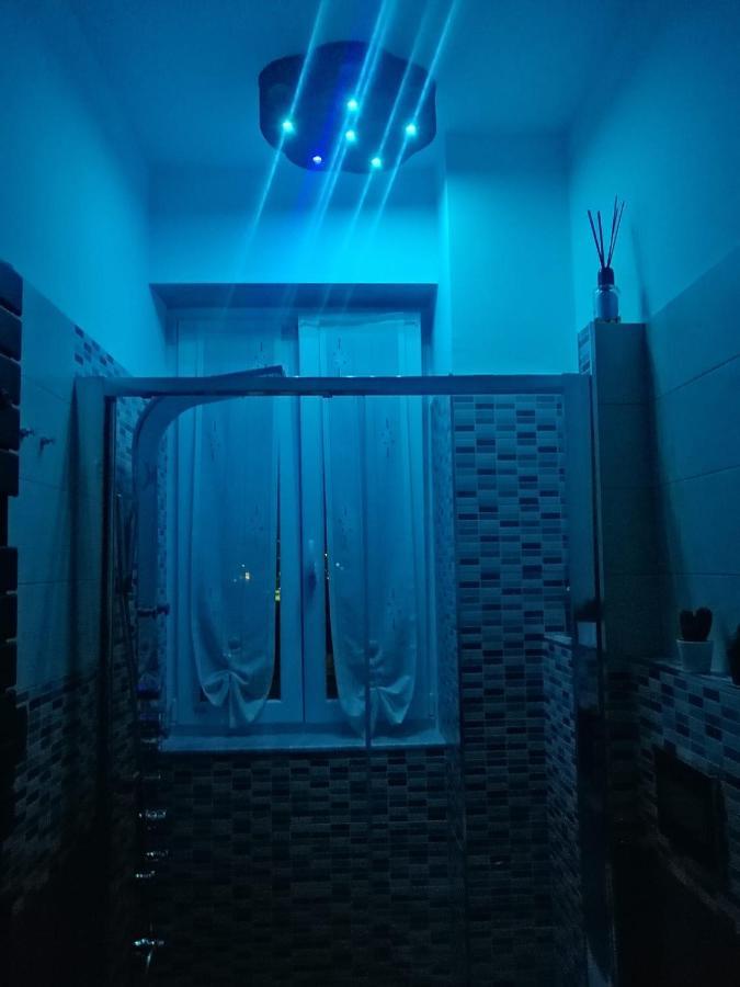 Ad Un Passo Dal Mare Apartment Savona Luaran gambar