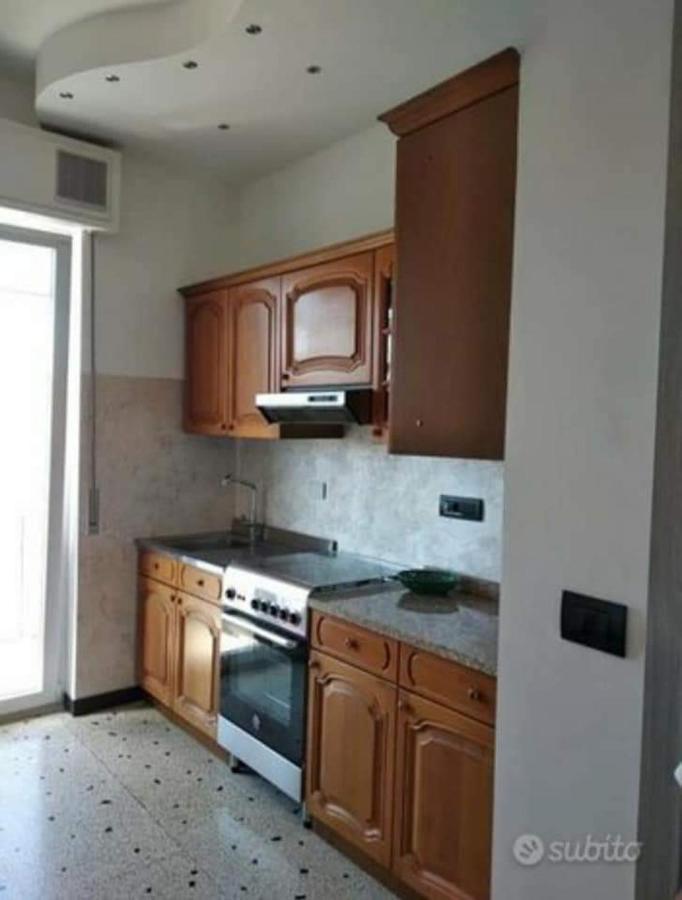 Ad Un Passo Dal Mare Apartment Savona Luaran gambar